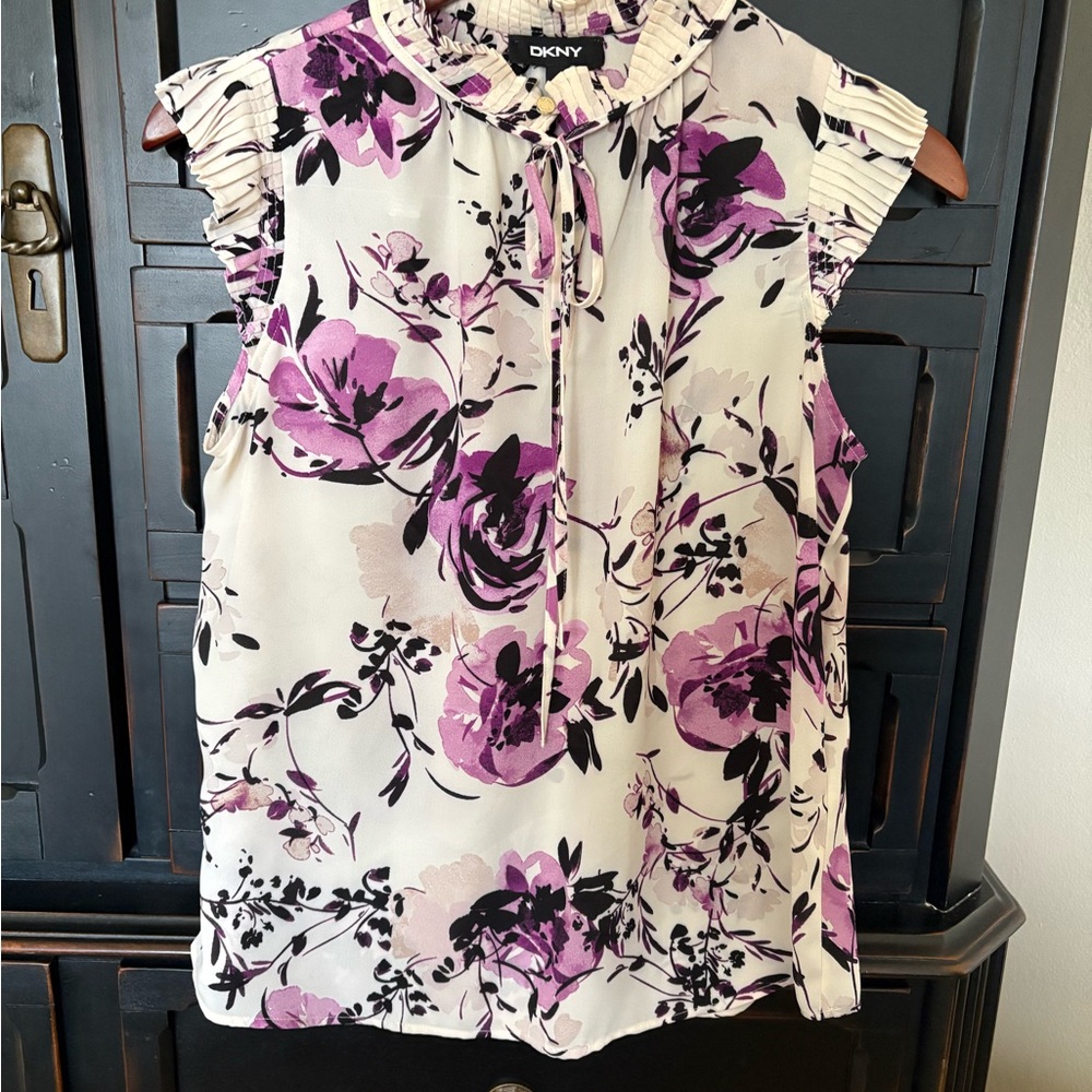 DKNY Women's Floral Top - Purple and Black